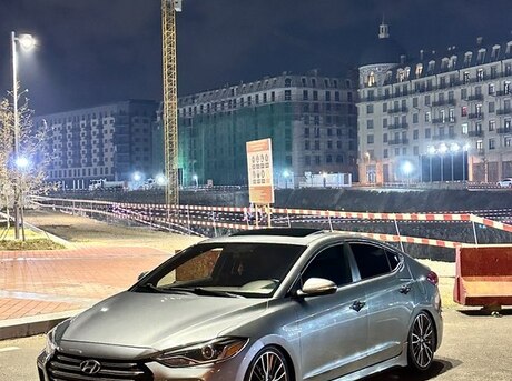 Hyundai Elantra 2018