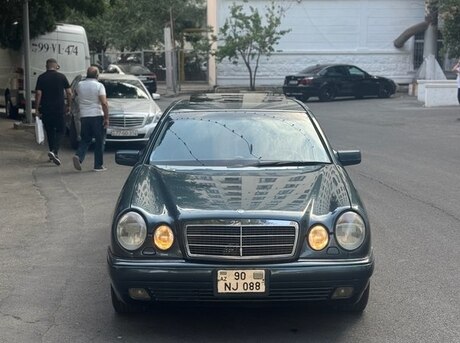 Mercedes E 240 1998