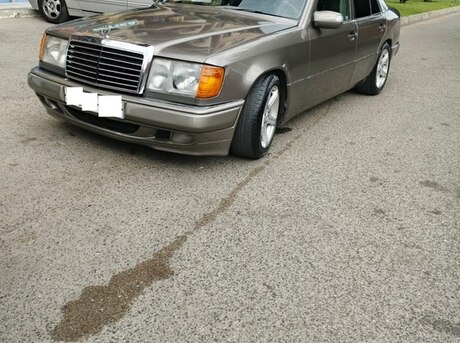 Mercedes E 230 1988