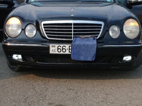 Mercedes E 240 1999