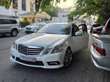 Mercedes E 350