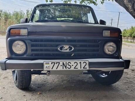 LADA (VAZ) Niva 2013