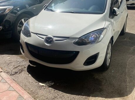 Mazda 2 2014
