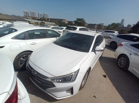 Hyundai Avante