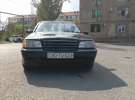 Mercedes C 230