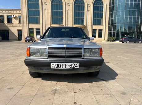Mercedes 190 1992
