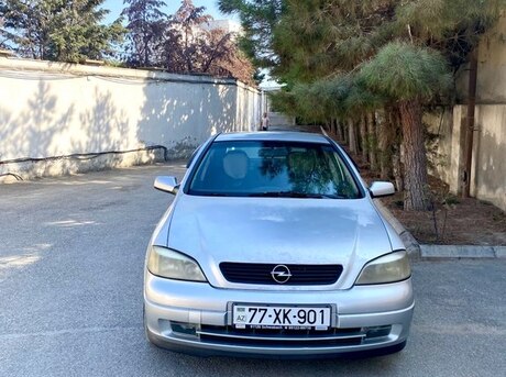 Opel Astra 2000