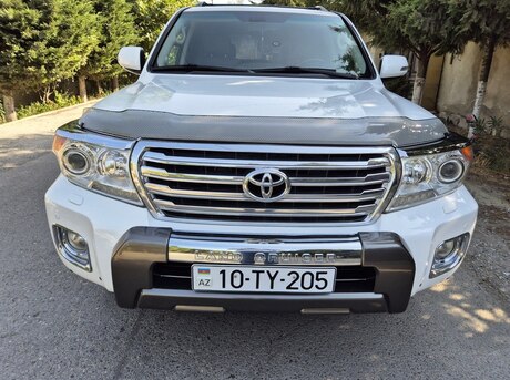Toyota Land Cruiser 2010
