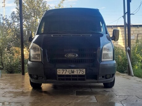 Ford Transit 2010