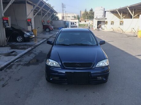 Opel Astra 2000