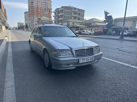 Mercedes C 220