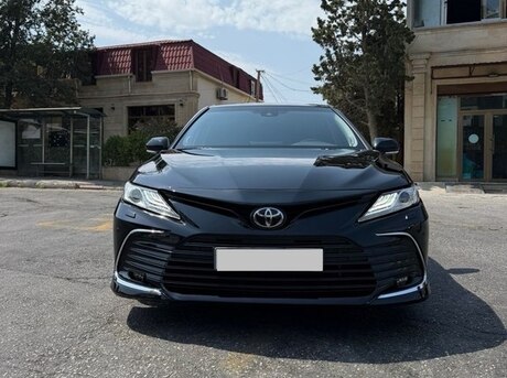 Toyota Camry 2021