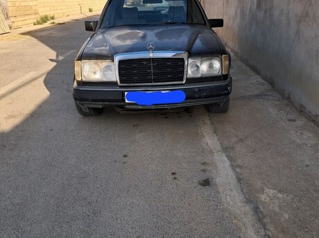 Mercedes E 300