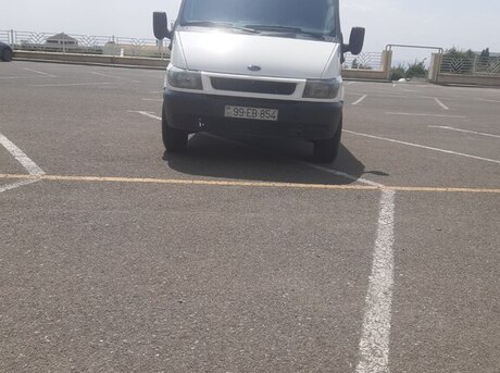 Ford Transit 2000