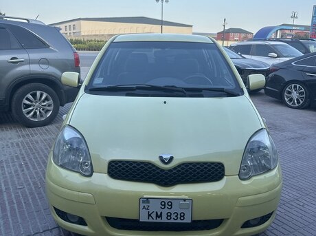 Toyota Vitz 2003