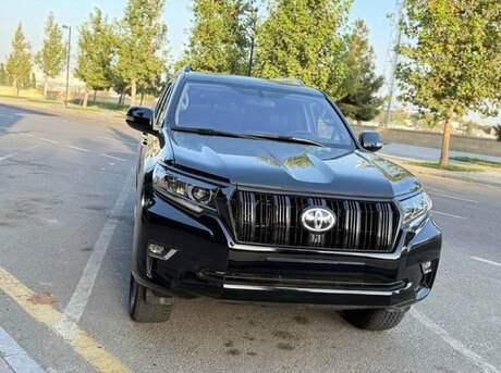 Toyota Land Cruiser Prado 2014