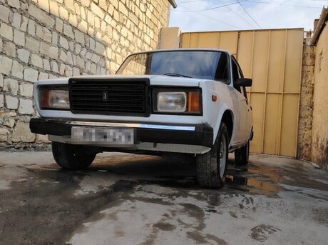 LADA (VAZ) 2107 2000