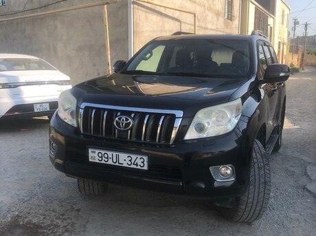 Toyota Land Cruiser Prado 2011