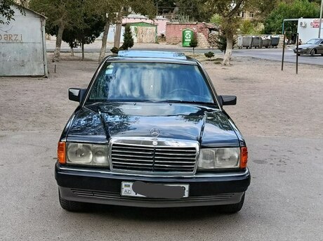 Mercedes 190 1992