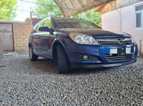 Opel Astra 2008