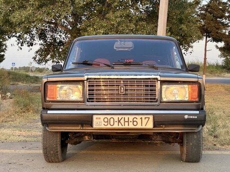 LADA (VAZ) 2107 2010