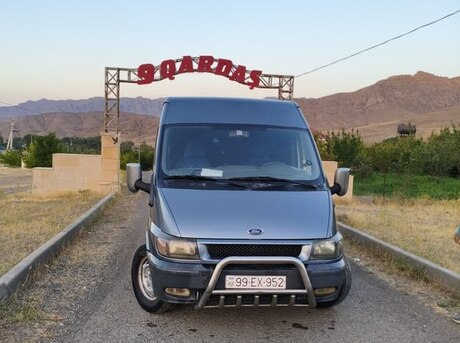 Ford Transit 2001
