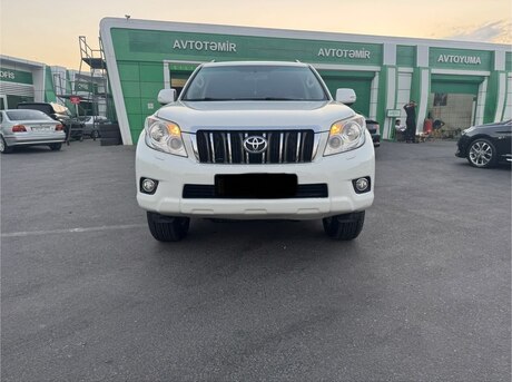 Toyota Land Cruiser Prado 2011
