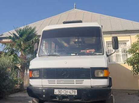 Mercedes 609 D 1992