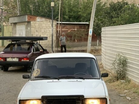 LADA (VAZ) 2107 2005