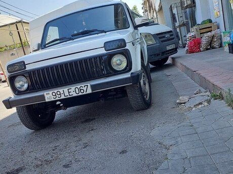 LADA (VAZ) Niva