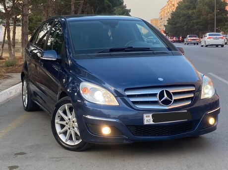 Mercedes B 180 2010