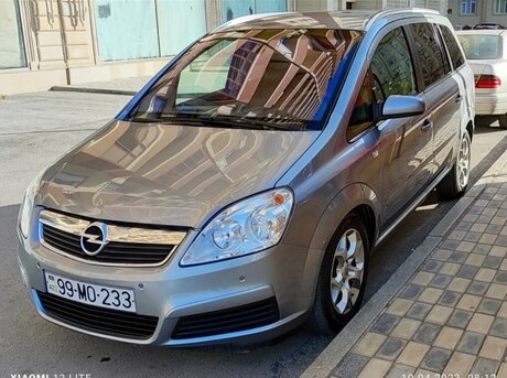 Opel Zafira 2005