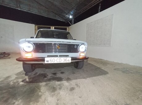 LADA (VAZ) 21011