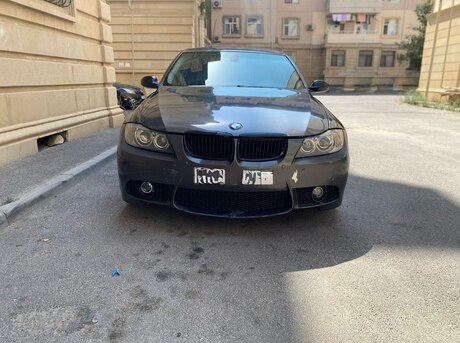 BMW 330 2008