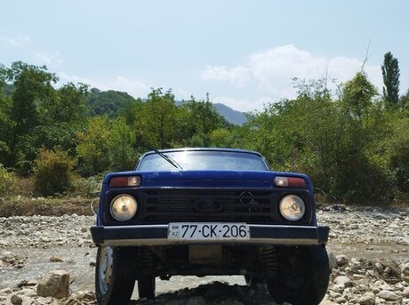LADA (VAZ) Niva
