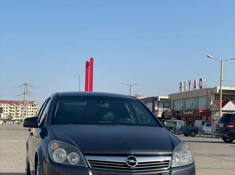 Opel Astra 2009