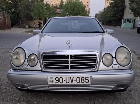 Mercedes E 240 1998