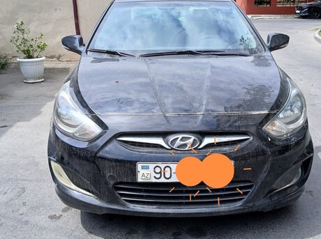 Hyundai Accent 2011
