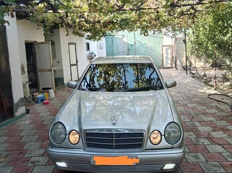 Mercedes E 230 1996