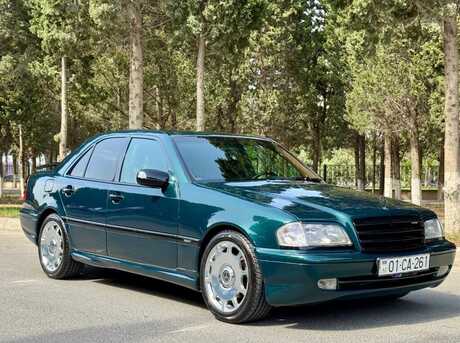 Mercedes C 240