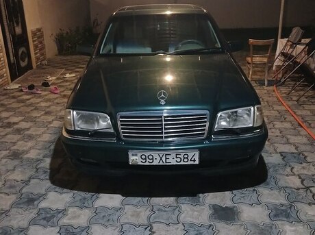 Mercedes C 240