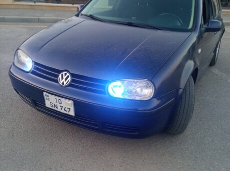 Volkswagen Golf 2000