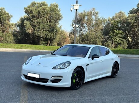 Porsche Panamera 2012