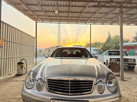 Mercedes E 200 2002