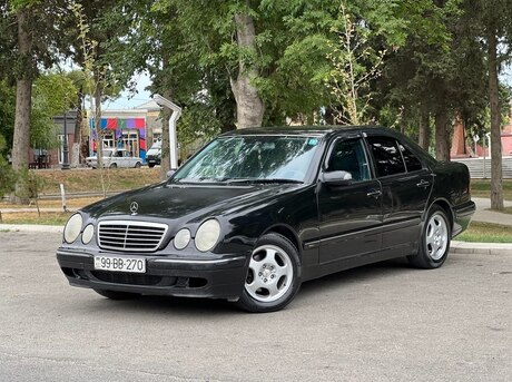 Mercedes E 270 2000