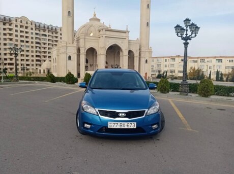 Kia Ceed 2011