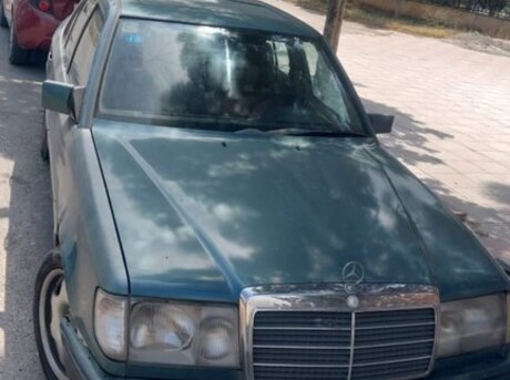 Mercedes E 300 1988