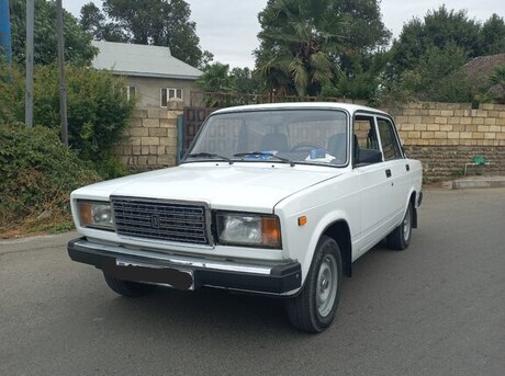 LADA (VAZ) 2107 2011