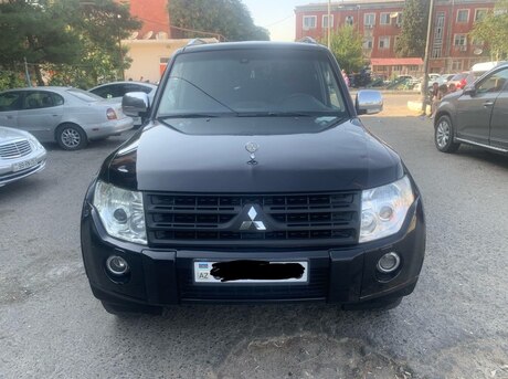 Mitsubishi Pajero 2008