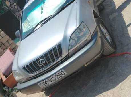 Toyota Harrier 2001